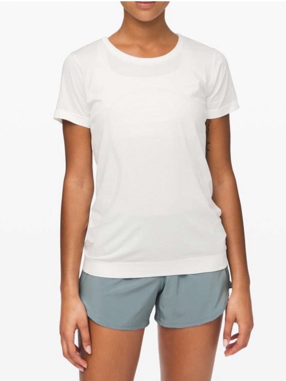 Lululemon Swiftly Relaxed Short Sleeve White Size 8